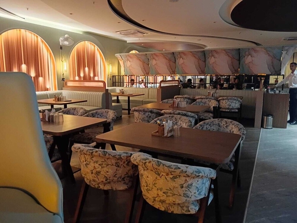 Imagen del bar/restaurante del Hotel Vevanta. Foto 1