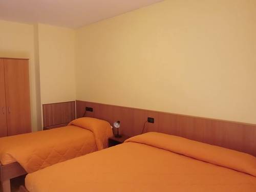 Imagen de la habitación del Hotel Vezzano. Foto 6