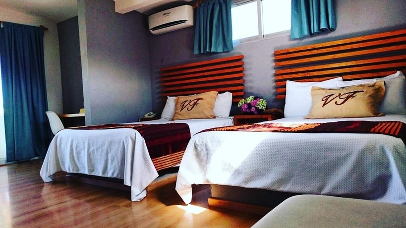 Imagen de la habitación del Hotel Vf. Foto 3