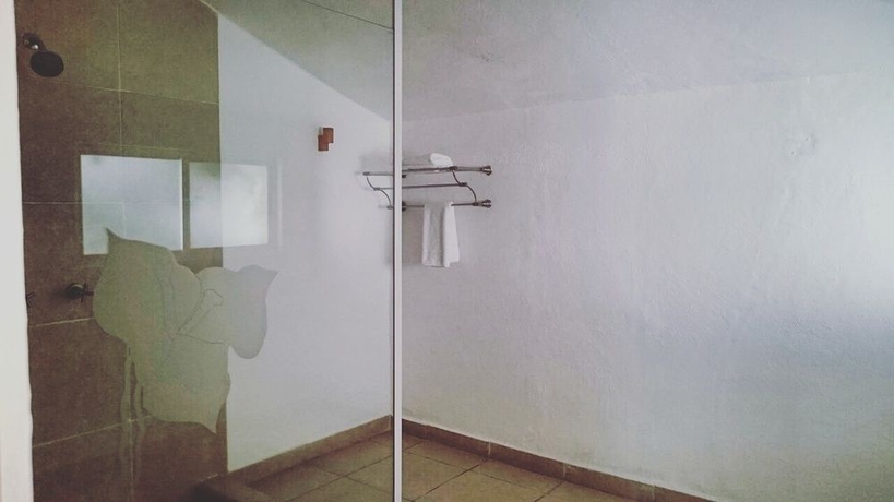 Imagen de la habitación del Hotel Vf. Foto 7
