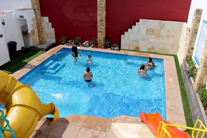Imagen de la piscina del Hotel Vf Villa Florencia. Foto 19