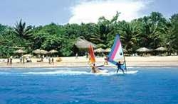 Imagen de los exteriores del Hotel Vh Victoria Resort. Foto 6