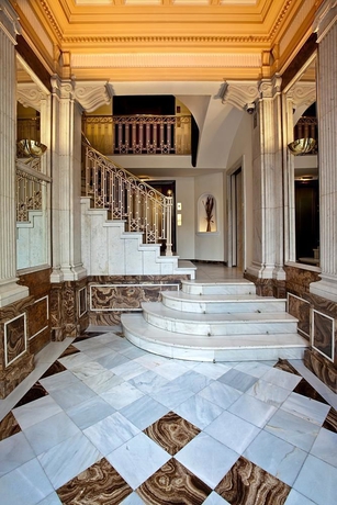 Imagen de los interiores del Hotel Via Augusta. Foto 13