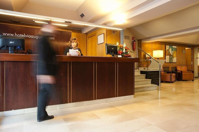 Imagen de los interiores del Hotel Via Augusta. Foto 14