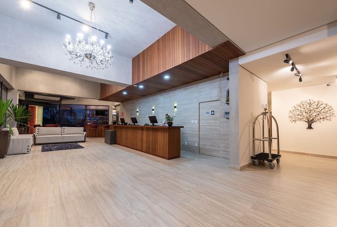 Imagen de los interiores del Hotel Via Garden Varginha. Foto 12