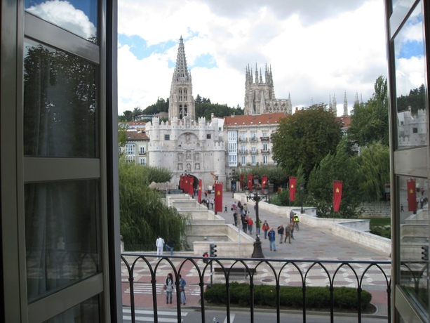 Imagen de la habitación del Hotel Via Gotica. Foto 15