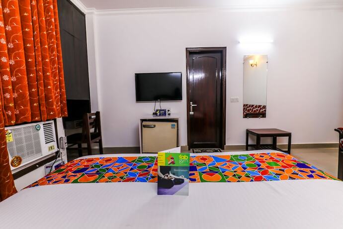 Imagen general del Hotel Via Hemkunt Mansion - Nr Noida Sector-15 Metro. Foto 15