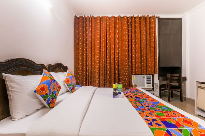 Imagen general del Hotel Via Hemkunt Mansion - Nr Noida Sector-15 Metro. Foto 16
