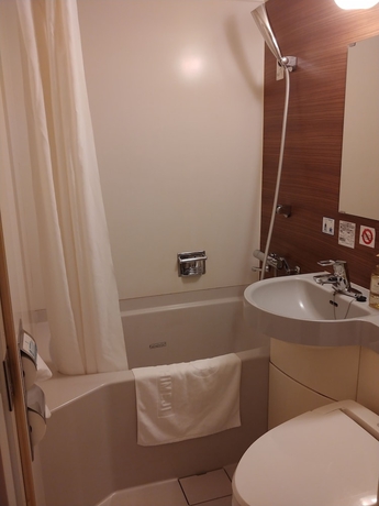 Imagen de la habitación del Hotel Via Inn Himeji. Foto 17