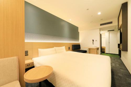 Imagen de la habitación del Hotel Via Inn Prime Akasaka. Foto 17
