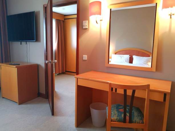 Imagen de la habitación del Hotel Via Norte, Matosinhos. Foto 8