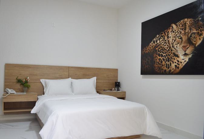 Imagen de la habitación del Hotel Via Real. Foto 2