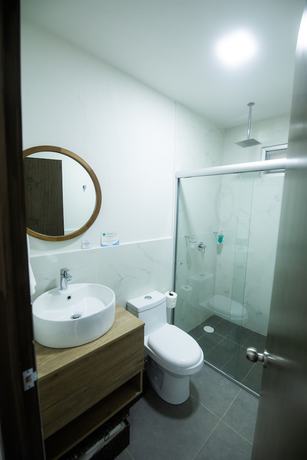 Imagen de la habitación del Hotel Via Real. Foto 7