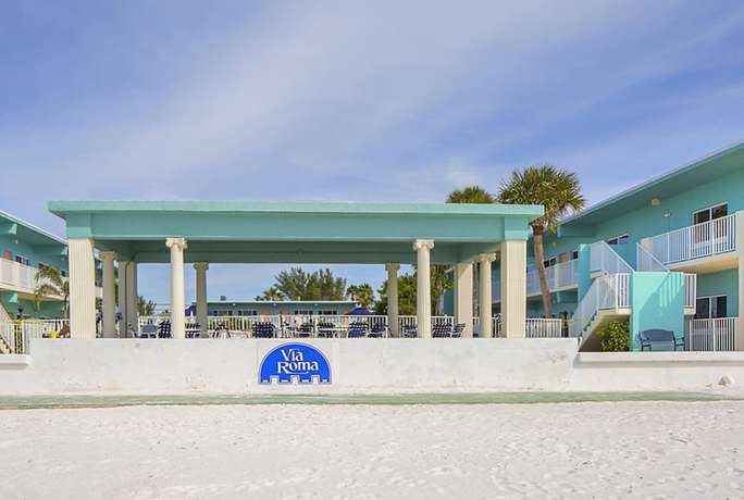 Imagen de los exteriores del Hotel Via Roma Beach Resort. Foto 14