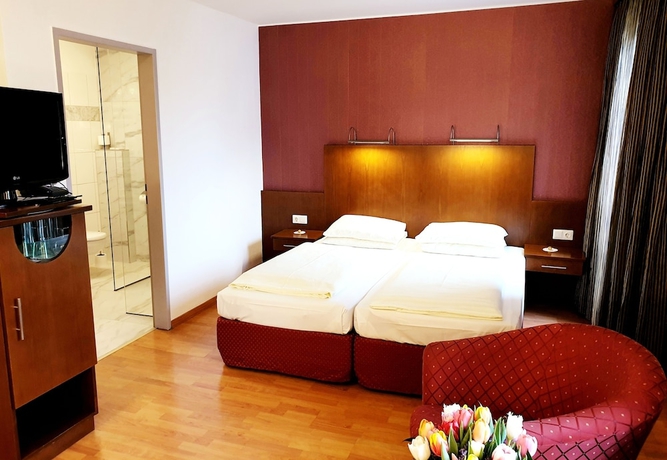 Imagen de la habitación del Hotel Via Roma. Foto 10