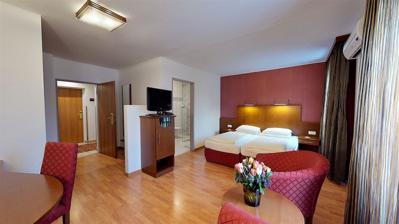 Imagen de la habitación del Hotel Via Roma. Foto 13