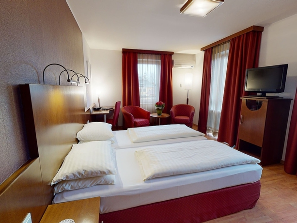 Imagen de la habitación del Hotel Via Roma. Foto 15