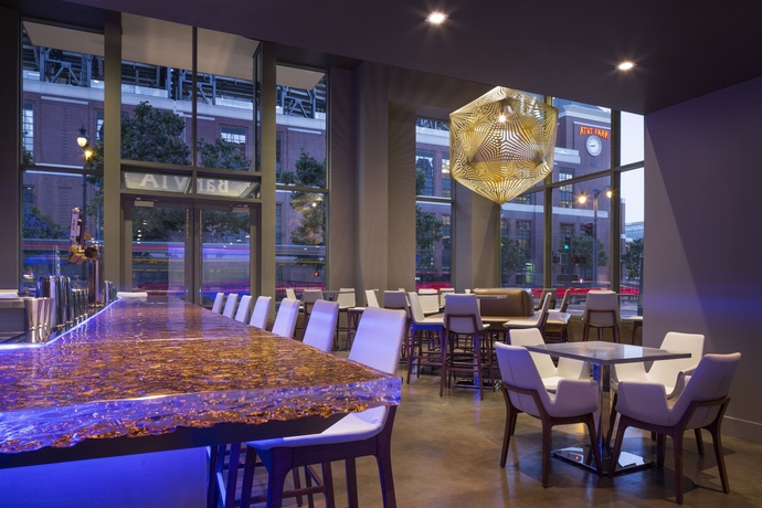 Imagen del bar/restaurante del Hotel Via, San Francisco. Foto 7