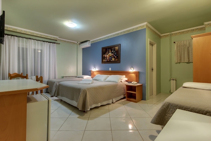 Imagen de la habitación del Hotel Via Serena. Foto 4