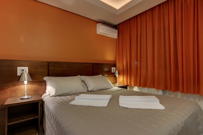Imagen de la habitación del Hotel Via Serena. Foto 11