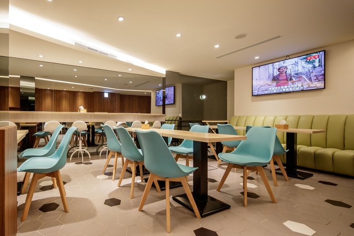 Imagen de los interiores del Hotel Via Taipei Station. Foto 18