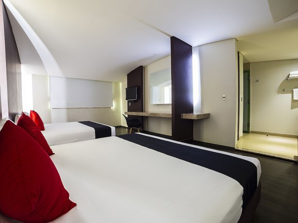 Imagen de la habitación del Hotel V&iacute;a La Villa. Foto 4