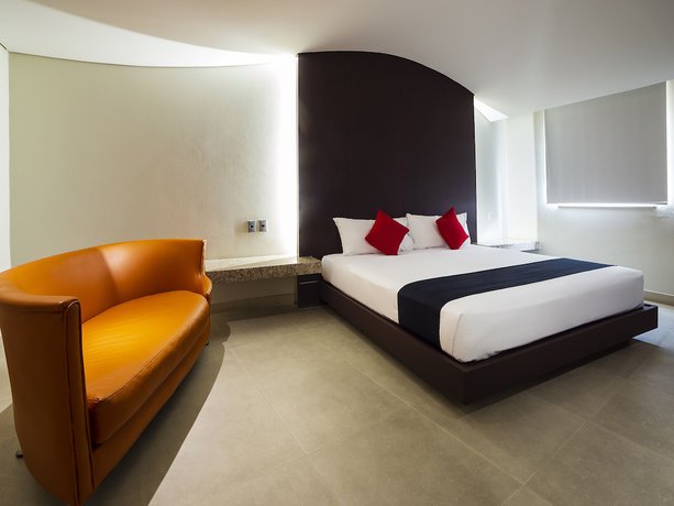 Imagen de la habitación del Hotel V&iacute;a La Villa. Foto 9