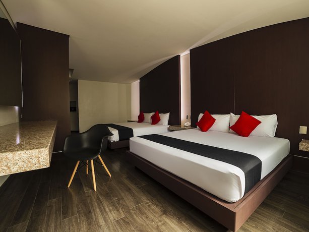 Imagen de la habitación del Hotel V&iacute;a La Villa. Foto 13