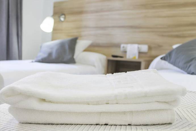 Imagen de la habitación del Hotel Vía Sevilla - Cádiz. Foto 13