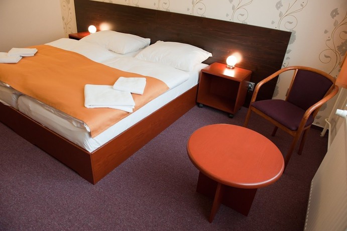 Imagen de la habitación del Hotel V&iacute;r. Foto 5