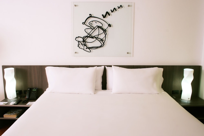 Imagen de la habitación del Hotel Viaggio 617 Suites. Foto 9