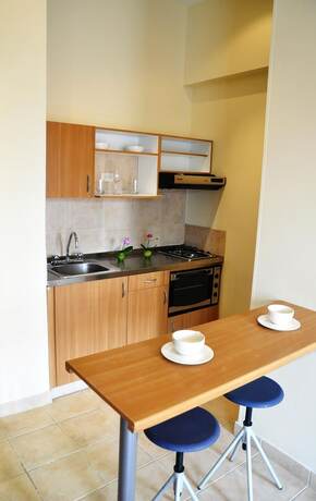 Imagen de la habitación del Hotel Viaggio Studios. Foto 6