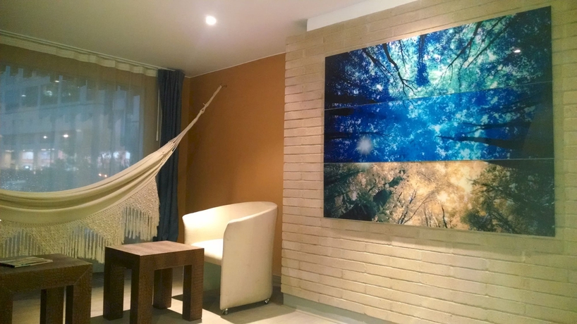 Imagen de la habitación del Hotel Viaggio Teleport Suites. Foto 8