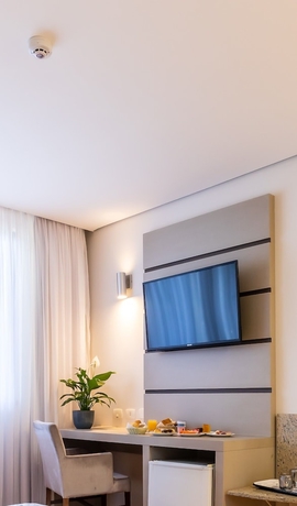 Imagen de la habitación del Hotel Viale Cataratas. Foto 3