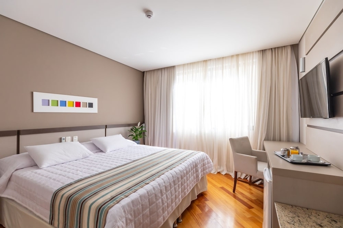 Imagen de la habitación del Hotel Viale Cataratas. Foto 10