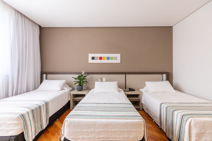 Imagen de la habitación del Hotel Viale Cataratas. Foto 14