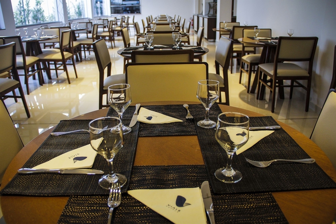 Imagen del bar/restaurante del Hotel Viale Tower. Foto 6