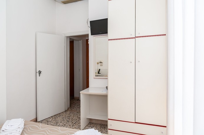 Imagen de la habitación del Hotel Viamare, Cervia. Foto 2