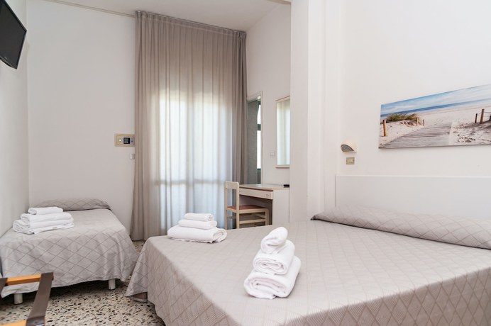 Imagen de la habitación del Hotel Viamare, Cervia. Foto 7