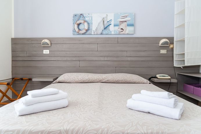 Imagen de la habitación del Hotel Viamare, Cervia. Foto 16
