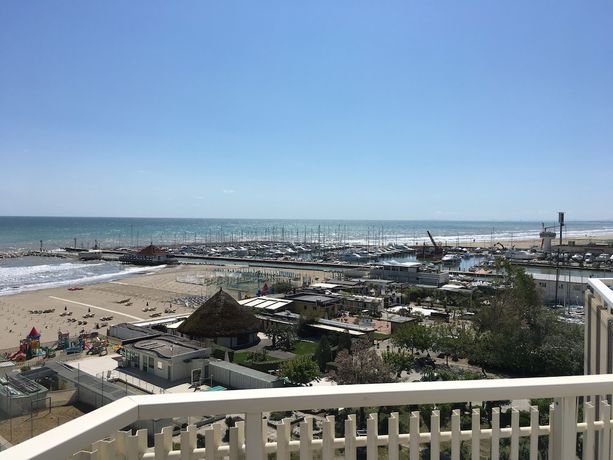 Imagen de la habitación del Hotel Viamare, Cervia. Foto 19