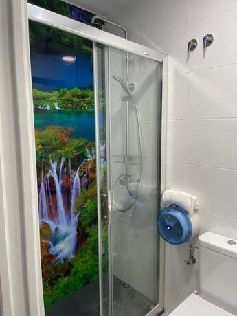 Imagen de la habitación del Hotel Viana Rooms. Foto 2