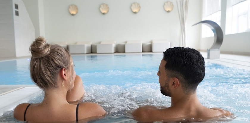 Imagen de la piscina del Hotel Vianen - Utrecht. Foto 19