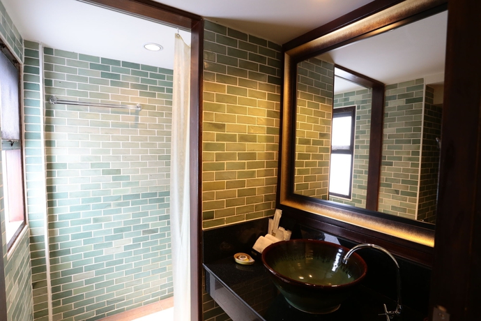 Imagen de la habitación del Hotel Viang Thapae Resort. Foto 7