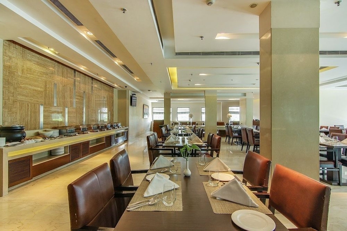 Imagen del bar/restaurante del Hotel Vibe By The Lalit Traveller. Foto 5