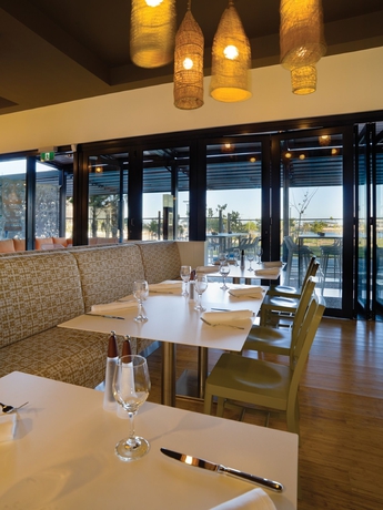 Imagen del bar/restaurante del Hotel Vibe Darwin Waterfront. Foto 6