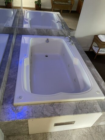 Imagen general del Hotel Vibe Inn - Whirlpool Suites. Foto 8