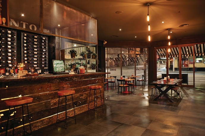 Imagen del bar/restaurante del Hotel Vibe Sydney. Foto 7