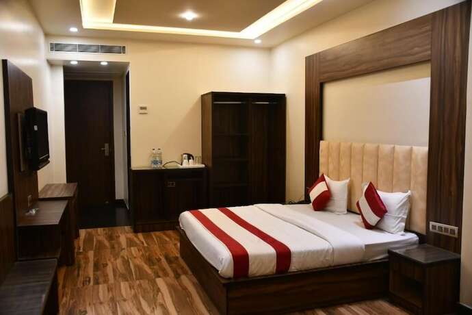 Imagen de la habitación del Hotel Vibharaj Palace. Foto 16