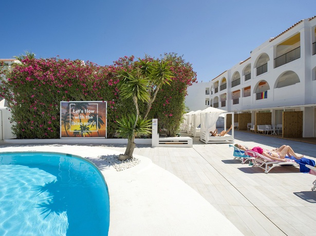 Imagen de la piscina del Hotel Vibra Bossa Flow - Adults Only. Foto 34